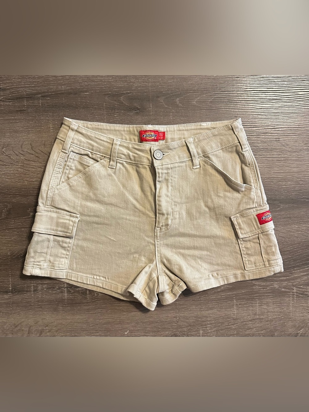Dickies Women’s Flex Khaki Cotton Cargo Shorts - Size 5 / 27